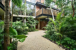 Modern Jungle Hideaway With Private Pool