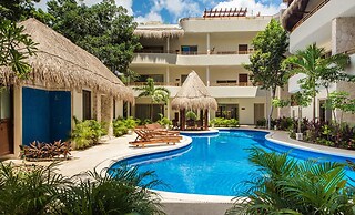 Poolside Bliss With Private Terrace and Jacuzzi