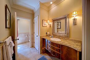 Lions Gate Estate in Sandy Springs