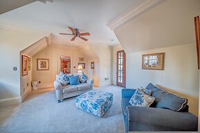 Lions Gate Estate in Sandy Springs