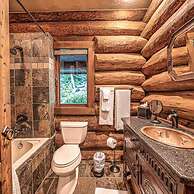 Forge Lake Lodge in Topton