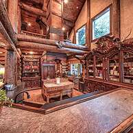 Forge Lake Lodge in Topton