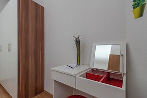 Villa Eight by Villa Kuzmanic