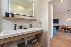 Villa Eight by Villa Kuzmanic