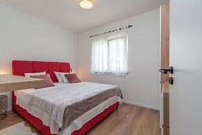 Villa Eight by Villa Kuzmanic