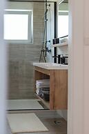 Villa Eight by Villa Kuzmanic