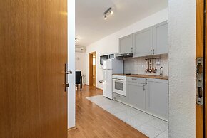 Villa Eight by Villa Kuzmanic