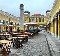 Island Vibe Nomads - Adventure Hostels & Coworking