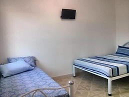 POUSADA TANI COM AR E PISCINA em MARESIAS