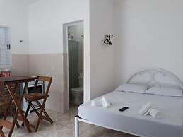 POUSADA TANI COM AR E PISCINA em MARESIAS