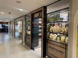 Flórida Mall & Suites