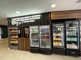 Flórida Mall & Suites