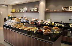 Flórida Mall & Suites