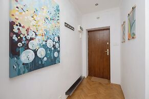 Darwina Apartment 2 Balconies by Renters