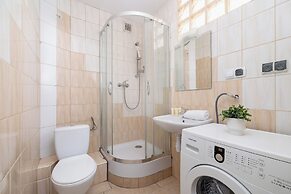 Family Apartment in Cracow by Renters