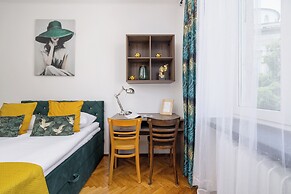 Family Apartment in Cracow by Renters