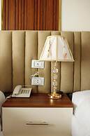 Pyramids sunshine inn