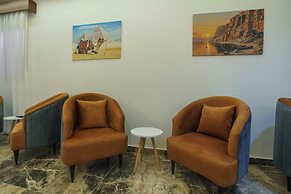 Pyramids sunshine inn