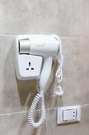 Pyramids sunshine inn