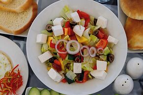 Pyramids sunshine inn