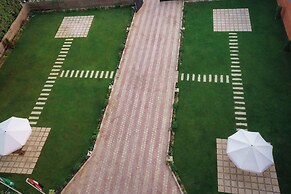 Pyramids sunshine inn