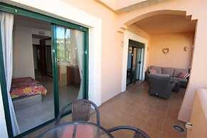 La Duquesa Place in the sun