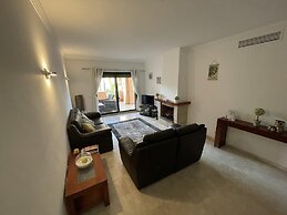 La Duquesa Place in the sun