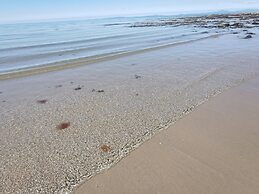 Snowdonia Holiday Sea Beach and Mountains View