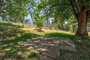 OFF THE Beaten Path Mariposa 3BD + EV Charger