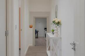 2br-sleeps5-citycentre-ws98