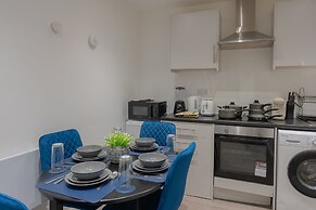 2br-sleeps5-citycentre-ws98