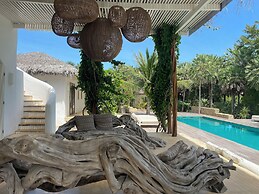 Villa Paz - La Villa Group