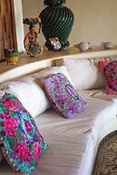 Ixtapa Oasis Beach front Family House