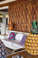 Ixtapa Oasis Beach front Family House