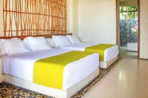 Ixtapa Oasis Beach front Family House