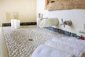 Ixtapa Oasis Beach front Family House