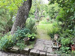 15th Century 3 Bedroom Cottage & Delightful Garden
