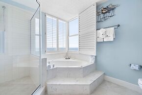 Beach Colony West 13C