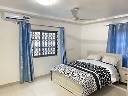 Serenity Retreat in Ashongman Estate