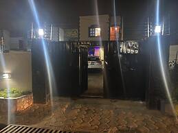 Serenity Retreat in Ashongman Estate