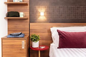 Adoro Hotel