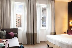 Adoro Hotel