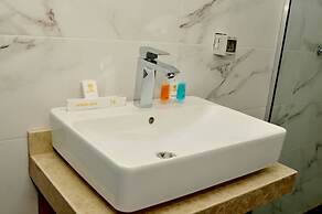 THE ADDRESS HOTEL AND TOWER