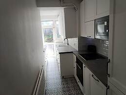 Large 4 Bed Terraced House