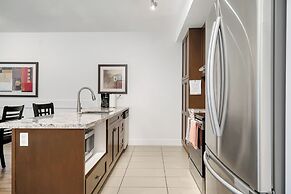 Elevated Escapes 2BR Suite Overlooking Lake