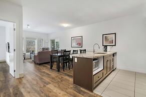 Elevated Escapes 2BR Suite Overlooking Lake