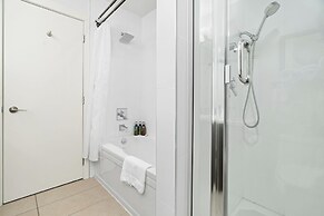 Elevated Escapes 2BR Suite Overlooking Lake