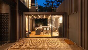 Gwangju Chez Pompom Dokchae Poolvilla