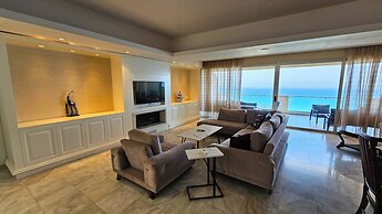 Beachfront Seaview Lux Penthouse