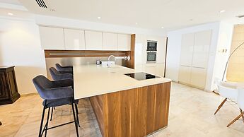 Beachfront Seaview Lux Penthouse